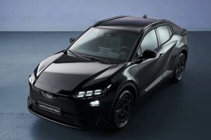 Subaru Uncharted Frontansicht in schwarz