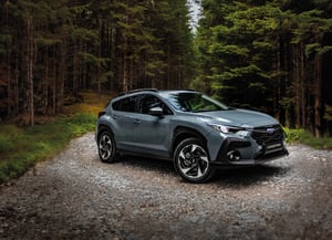Subaru Crosstrek im Wald