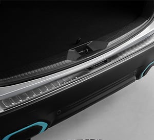 Stoßfängerschutzleiste aus Edelstahl mit Subaru Schriftzug