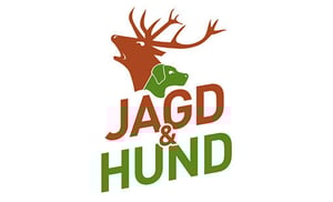 Jagd & Hund Messe-Logo mit Silhouette eines Hirsch in braun und Hund in grün auf weißen Hintergrund